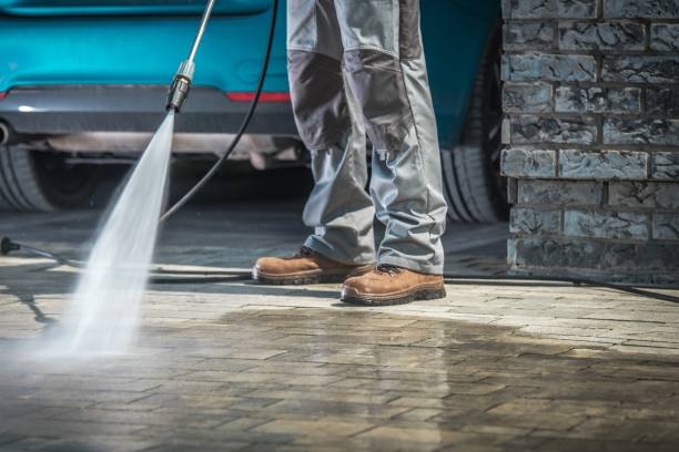 Best Sidewalk and Walkway Cleaning  in Tigard, OR
